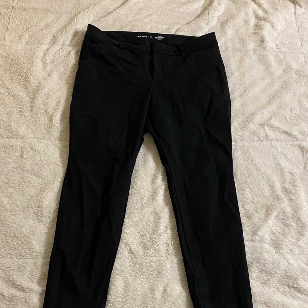 Old Navy Black High-Rise Pixie Skinny Pants